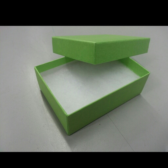 Size 6 .925 Sterling Silver Marcasite Ring - Picture 3 of 4