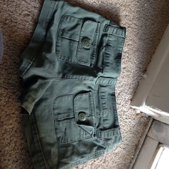 Army green shorts. - Picture 2 of 2