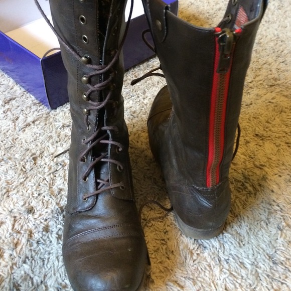 Steve Madden Boots