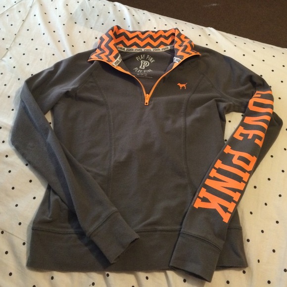 Vs pullover
