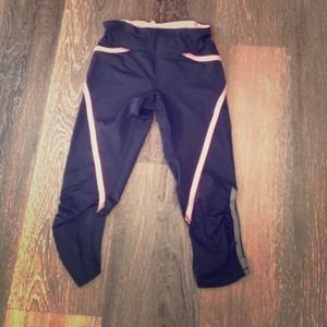 Lululemon crop pants
