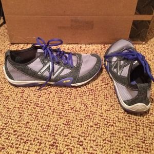 NWOT women's minimus shoe