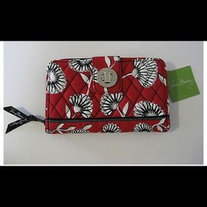NWT Vera Bradley Turn Lock Wallet