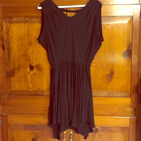 BCBGMAXAZRIA Scoop Neck Jersey Dress