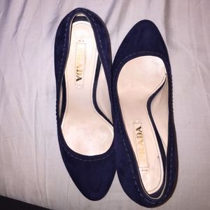 Prada navy blue suede pumps