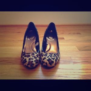 Leopard Print Textures Kitten Heels size 7!