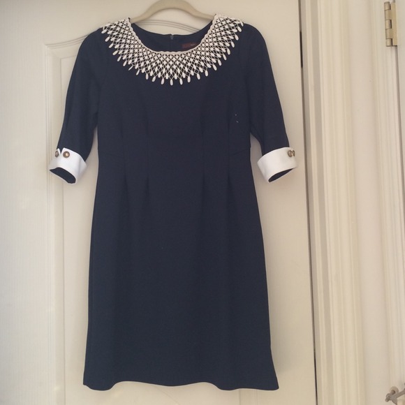 FLASH SALE lace collar ponte dress