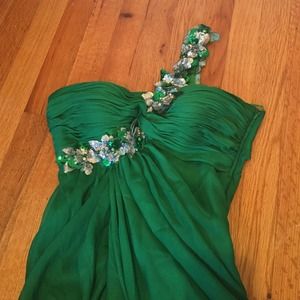 La femme original prom dress worn only once
