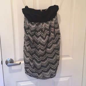 Strokes zip up billabong dress