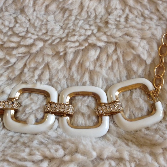Necklace - Picture 3 of 3