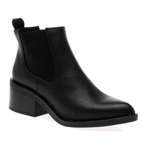 HESPER POINTY BLACK CHELSEA ANKLE BOOTS