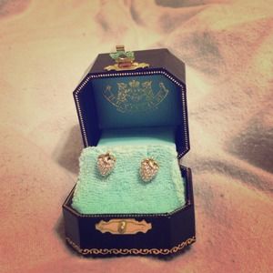 🍓Juicy Couture Strawberry Studs 🍓