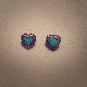 💙 Antique Turquoise Heart Earrings
