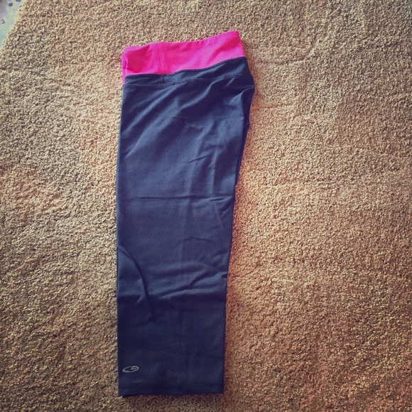 Workout capris, size xs - Picture 1 of 1