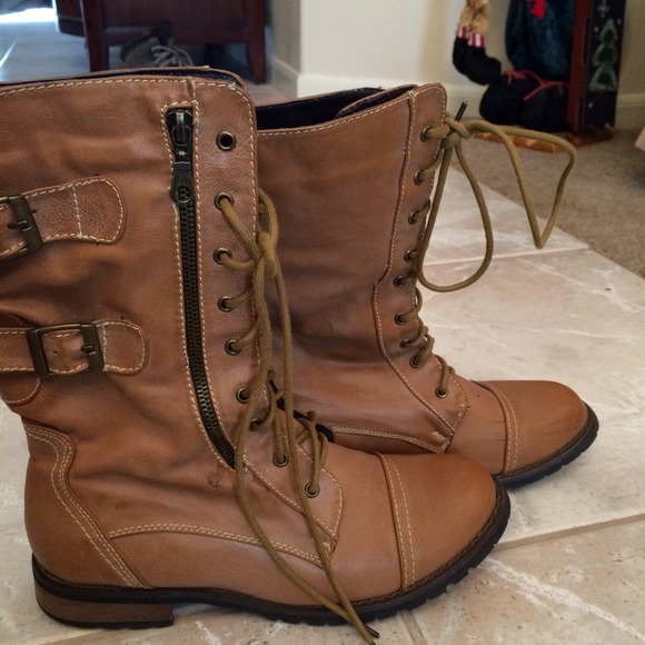 Boots - Picture 2 of 3