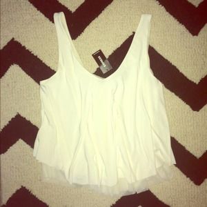 NWT Express white loose tank