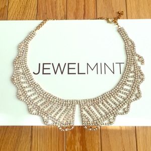 Jewelmint crystal collar necklace