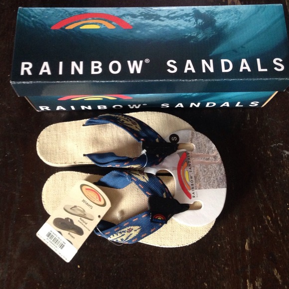 New with tags rainbow sandals size small in box