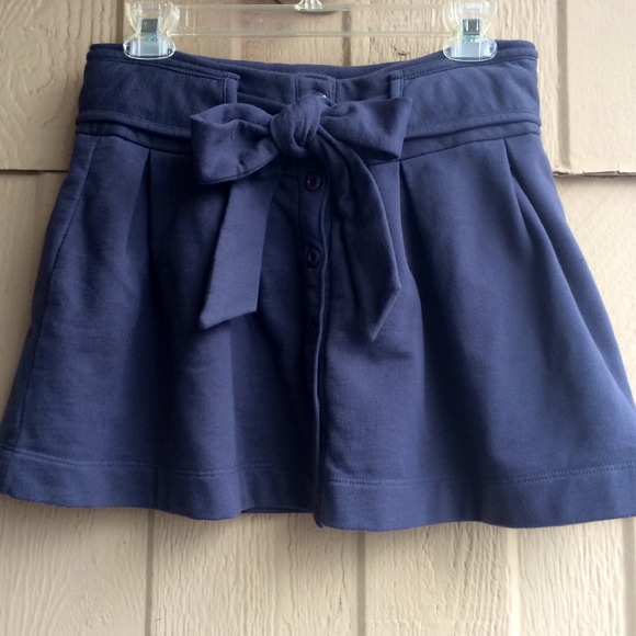 Grey BCBG Bow Skirt - Picture 3 of 4