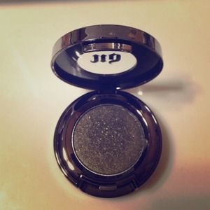 Urban Decay eyeshadow- Cobra