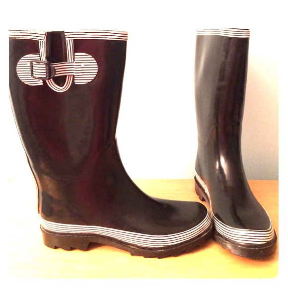 Rain boots