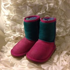 Ugg toddler boots 7t