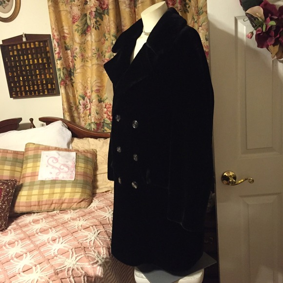Vintage Black Faux Fur Coat - Picture 2 of 4