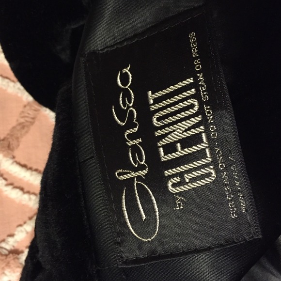 Vintage Black Faux Fur Coat - Picture 4 of 4