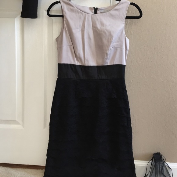 HM dress - Picture 1 of 4