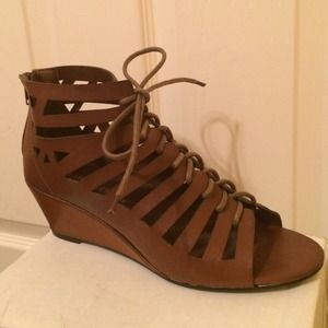 UO - Kate Preston - Lace Up Wedge Sandals - Size 8