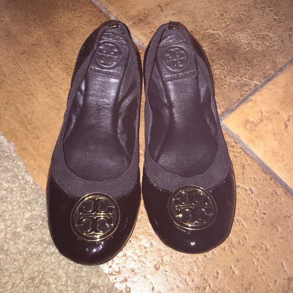 SOLD 🚫 Tory burch Caroline flats size 7