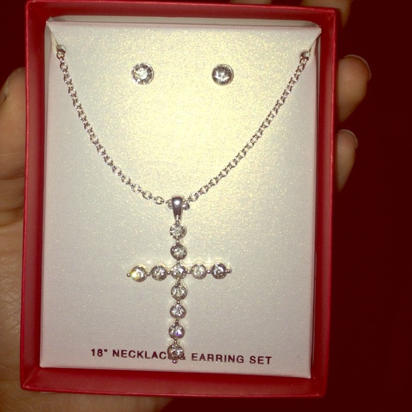 necklace and earing set ✨