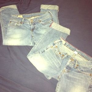 2 A&F Capri length jeans