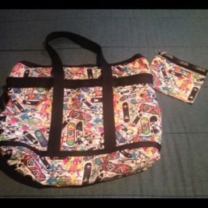 Authentic LeSportsac HUGE travel tote.