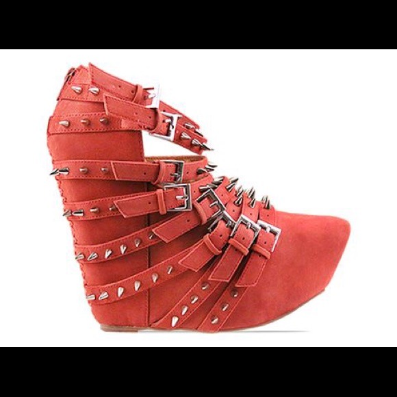 Jeffrey Campbell zip 2 stud brick red nubuck size6
