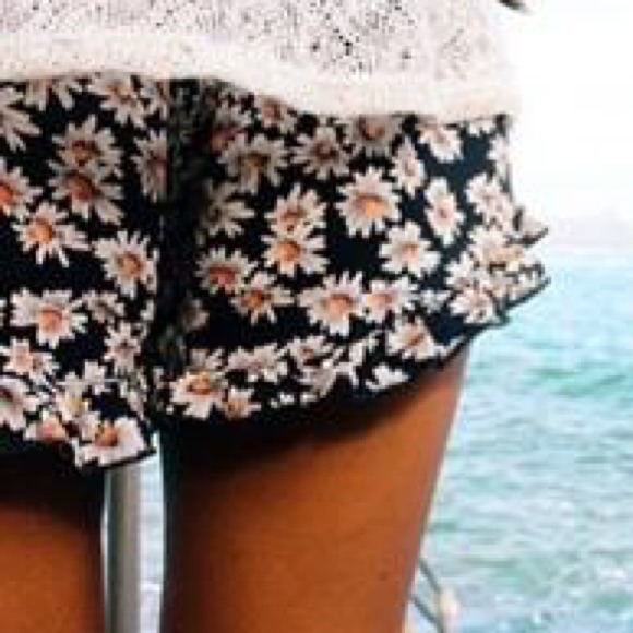 📮SOLD!!!📮Brandy Hi-Low Skirt - Picture 2 of 3