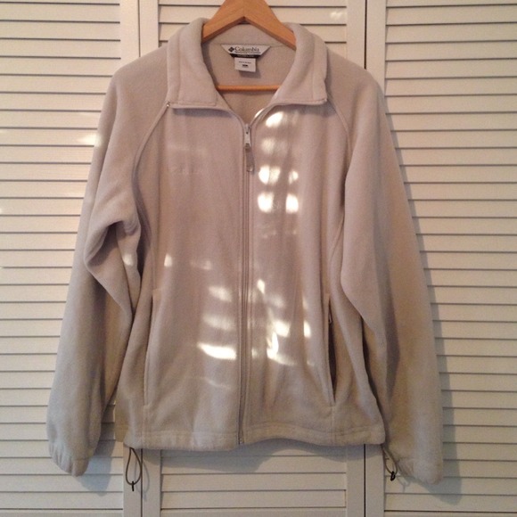 Columbia off white sweater