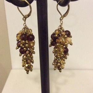 Stone cluster earrings brown with gold hardware