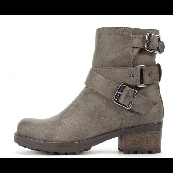 white mountain utterly bootie