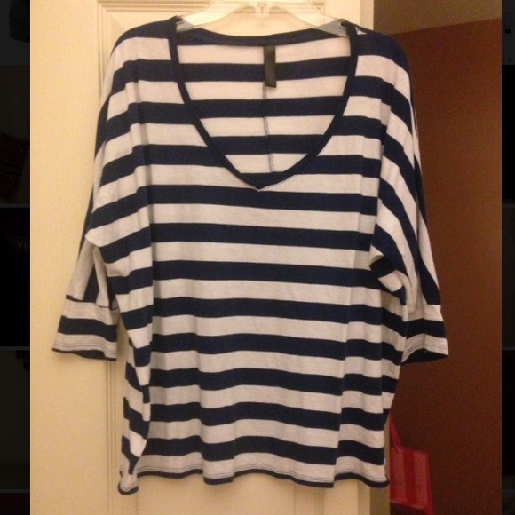 Victoria's Secret Top - Picture 1 of 1