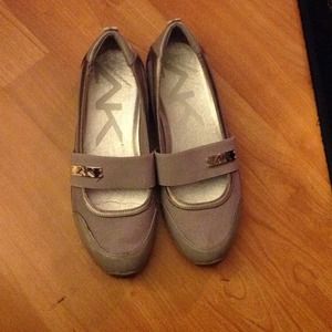 Anne Klein slip on sporty shoe, size 7.5. Bundle!