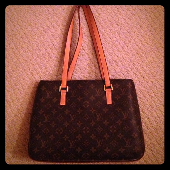 Louis Vuitton purse