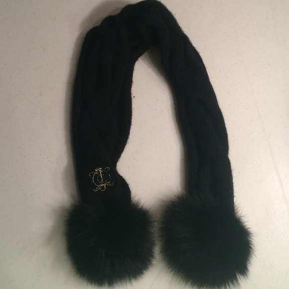 Black Juicy Couture cashmere and fox fur scarf