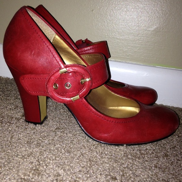 Red Mary-Jane Pumps