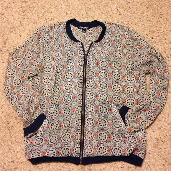 🚫SOLD🚫 Floral Bomber Jacket