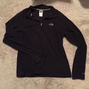❗️SOLD❗️North Face quarter zip