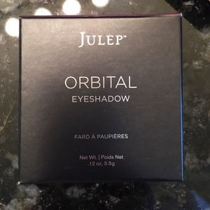 Julep Orbital eyeshadow in Supernova