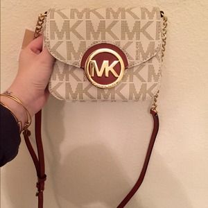 MICHAEL KORS CROSSBODY AUTHENTIC