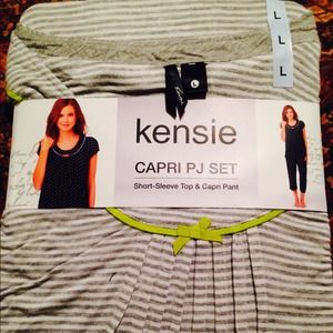 Capri Pajama Set!!
