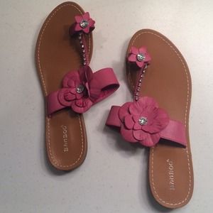 Bamboo sparkly flower pink sandals